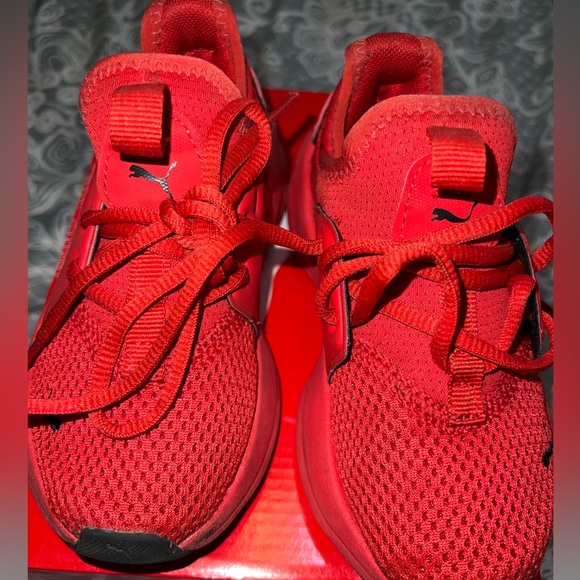 Puma kids shoes - Picture 1 of 8
